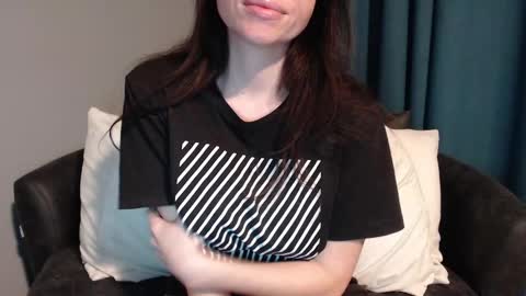 Snapshot of tinyytina chatting on December 26, 10:16 am TinyyTina online show from December 26, 10:16 am