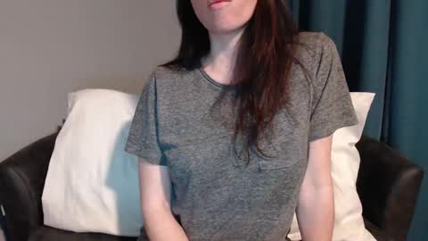 Snapshot of tinyytina chatting on January 12, 8:46 am TinyyTina online show from January 12, 8:46 am