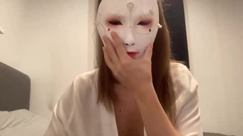 Tinks online show from October 8, 8:59 pm