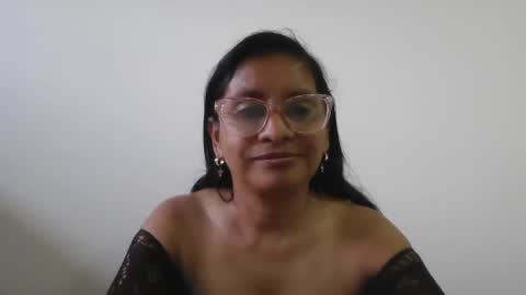 Snapshot of titssmall123 chatting on December 9, 9:37 pm Ester online show from December 9, 9:37 pm