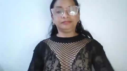 Snapshot of titssmall123 chatting on December 9, 11:15 am Ester online show from December 9, 11:15 am