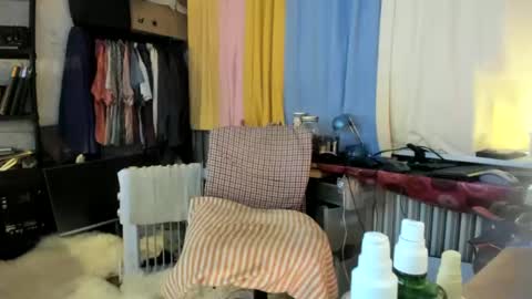 liebe es mich nackt vor der cam zu zeigen online show from February 11, 10:14 am