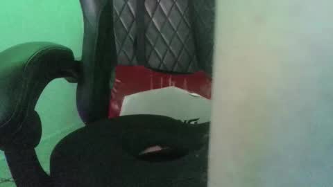 toastzy online show from February 3, 6:33 am