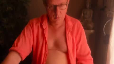 tobiassol online show from December 13, 11:45 am