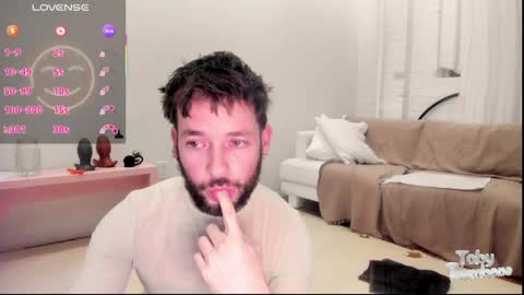 Toby Trombone online show from May 6, 2:28 am