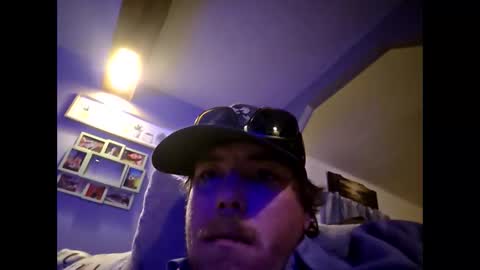 who wamts to hook up online show from February 18, 2:55 am