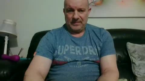Snapshot of toerag69 chatting on December 27, 11:42 pm toerag69 online show from December 27, 11:42 pm