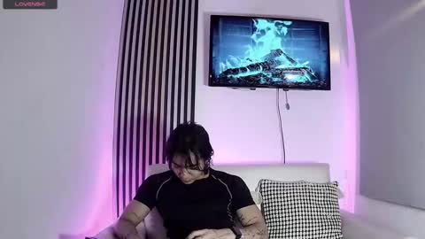 toji lee online show from November 9, 2:26 am