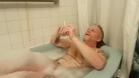 tokenless_boner online show from December 3, 9:10 am