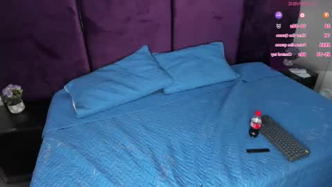 tokio_petit online show from October 4, 4:21 am