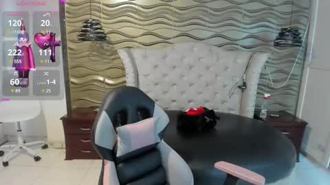 Snapshot of toky_doll chatting on March 4, 8:49 pm toky online show from March 4, 8:49 pm