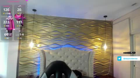 Snapshot of toky_doll chatting on February 16, 7:49 pm toky online show from February 16, 7:49 pm