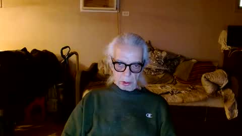 tom112292014 online show from March 3, 6:59 pm