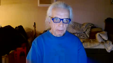 Snapshot of tom112292014 chatting on February 10, 3:24 am tom112292014 online show from February 10, 3:24 am