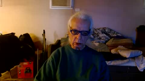Snapshot of tom112292014 chatting on March 2, 1:49 pm tom112292014 online show from March 2, 1:49 pm