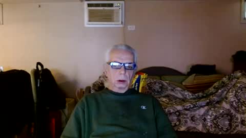 Snapshot of tom112292014 chatting on January 16, 3:56 pm tom112292014 online show from January 16, 3:56 pm