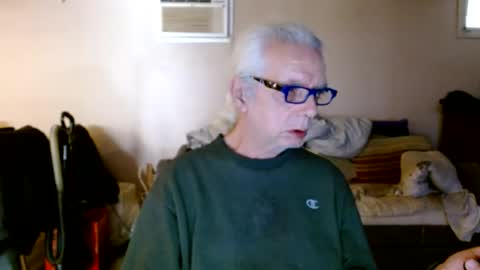 Snapshot of tom112292014 chatting on January 20, 4:55 pm tom112292014 online show from January 20, 4:55 pm