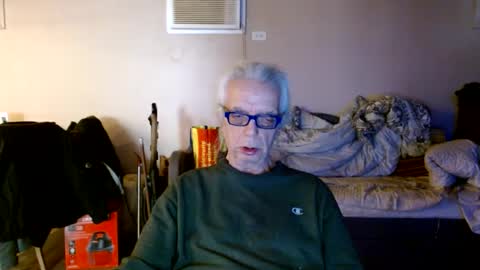 Snapshot of tom112292014 chatting on January 24, 7:07 pm tom112292014 online show from January 24, 7:07 pm
