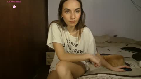Flor online show from July 18, 2:57 am