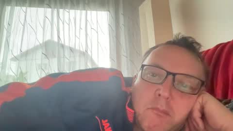 Tom online show from December 21, 2:14 pm