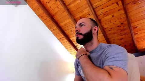   online show from November 17, 4:53 pm