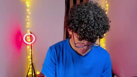 Tom Blue online show from May 13, 3:16 am