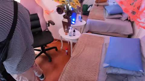 Master of pleasure online show from October 21, 12:43 pm