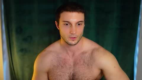 Tom online show from April 2, 4:03 pm