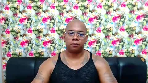 Snapshot of tom_miller chatting on January 28, 5:54 am Tom Miller online show from January 28, 5:54 am