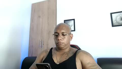 Snapshot of tom_miller chatting on February 25, 9:20 am Tom Miller online show from February 25, 9:20 am
