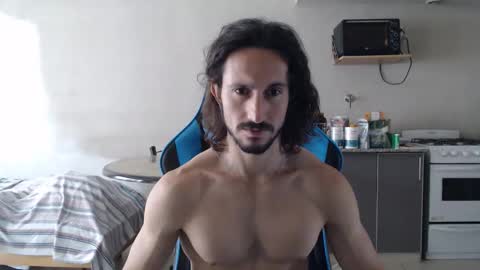 tom_show online show from December 15, 4:25 pm