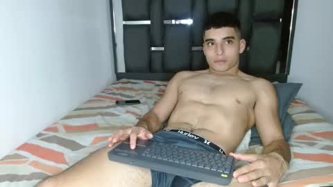 tomaz_18 online show from February 19, 10:20 pm