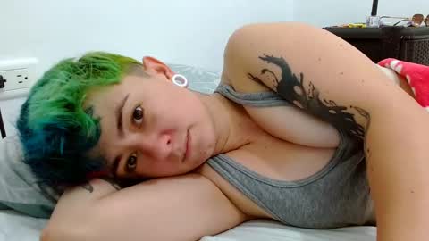 Blue online show from November 4, 6:42 pm