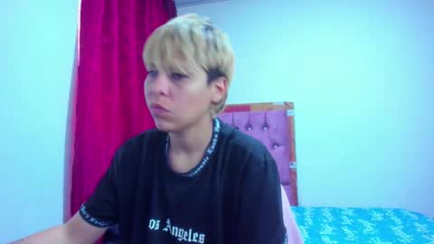 Snapshot of tomboygirl69 chatting on September 28, 7:12 pm tomboygirl69 online show from September 28, 7:12 pm