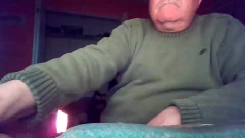 tomcat4848 online show from December 17, 3:13 am