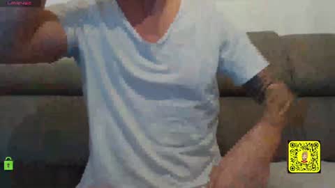 Snapshot of tomhardic chatting on January 31, 4:17 pm TOM online show from January 31, 4:17 pm