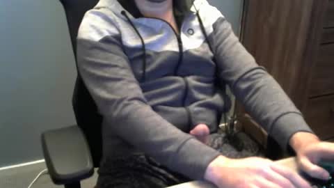 tomin3m online show from September 25, 6:48 pm