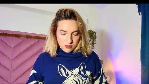   online show from September 30, 12:15 pm