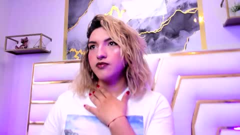   online show from November 25, 12:15 pm