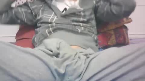 tommaso9046 online show from March 1, 6:00 pm