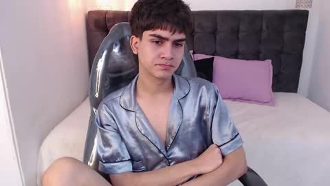 Tommy  online show from January 9, 2:07 pm