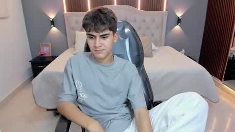 Tommy  online show from February 22, 6:28 am