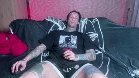 Tommy and Katana online show from March 5, 3:40 pm