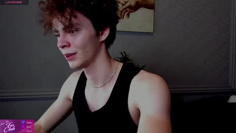 Snapshot of tommy_jamm chatting on February 7, 3:30 pm Tommy online show from February 7, 3:30 pm