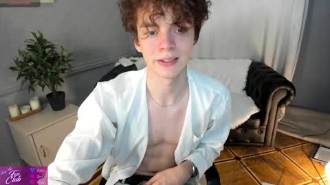 Snapshot of tommy_jamm chatting on March 5, 6:34 pm Tommy online show from March 5, 6:34 pm