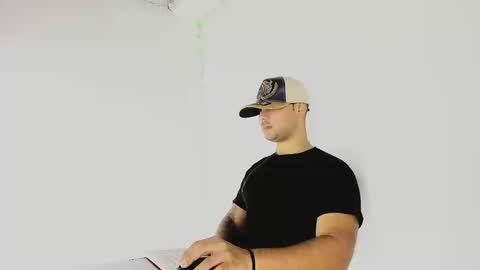 tommy_sccott online show from September 24, 11:33 pm