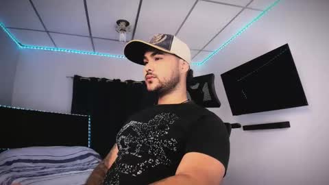 tommy_sccott online show from February 4, 9:40 pm