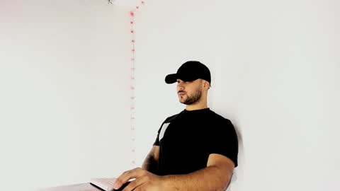 tommy_sccott online show from September 13, 11:18 pm