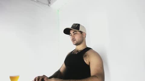 tommy_sccott online show from September 28, 12:08 am