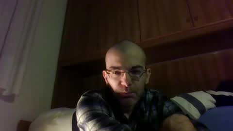 tommycorner online show from January 1, 11:40 pm